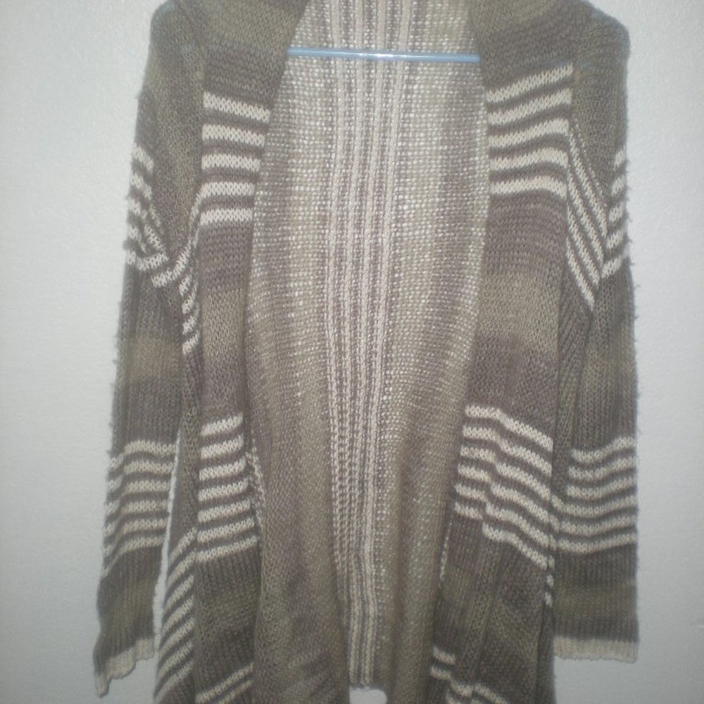 Shawl   Poncho    Cardigan    Tunic    Size M  Sweater